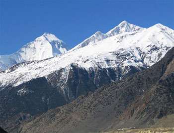 Round Annapurna Trekking